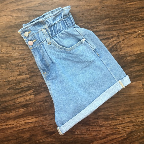 Mom Short Jeans - Picture 2 of 4